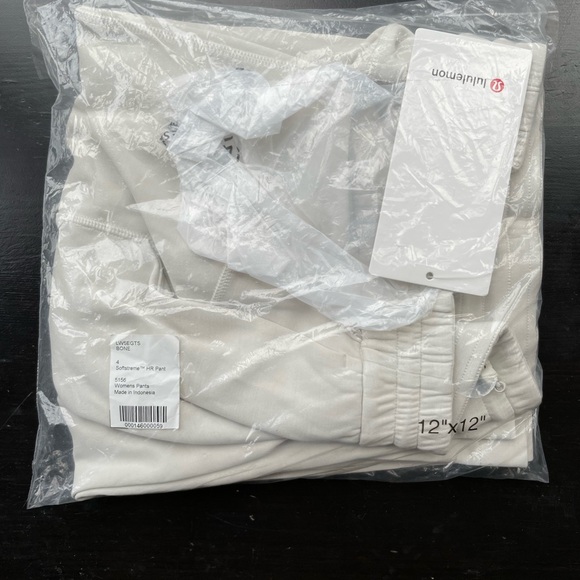 Lululemon Softstreme High-Rise Pant *Full Length “Bone” NWT - Picture 6 of 8